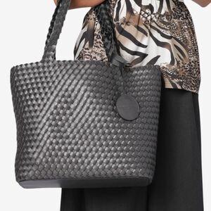 NWT Isle Jacobsen Reversible Woven Tote Bag